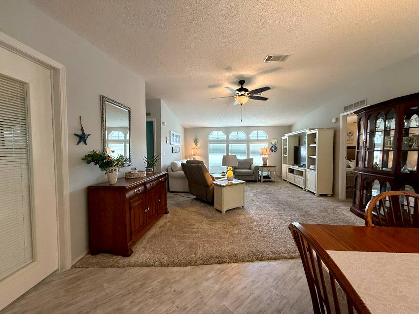 261 Gardenia Lane a Parrish, FL Mobile or Manufactured Home for Sale